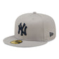 NEW ERA 59FIFTY MLB NEW YORK YANKEES WORLD SERIES 2000 GREY / GREY UV FITTED CAP