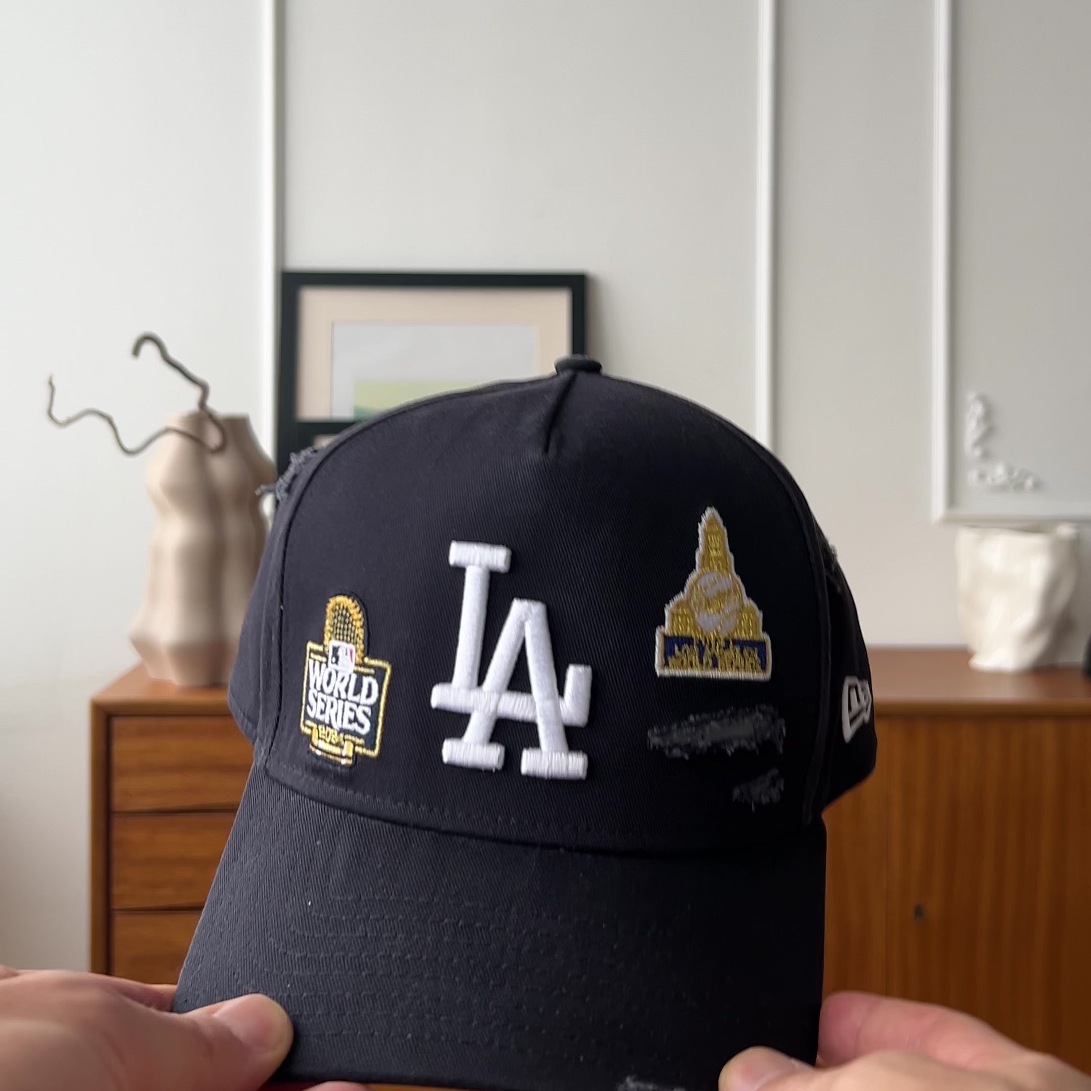 NEW ERA 9FORTY A FRAME  LOS ANGELES DODGERS WASHED DISTRESSED NAVY CAP - FAM EXCLUSIVE