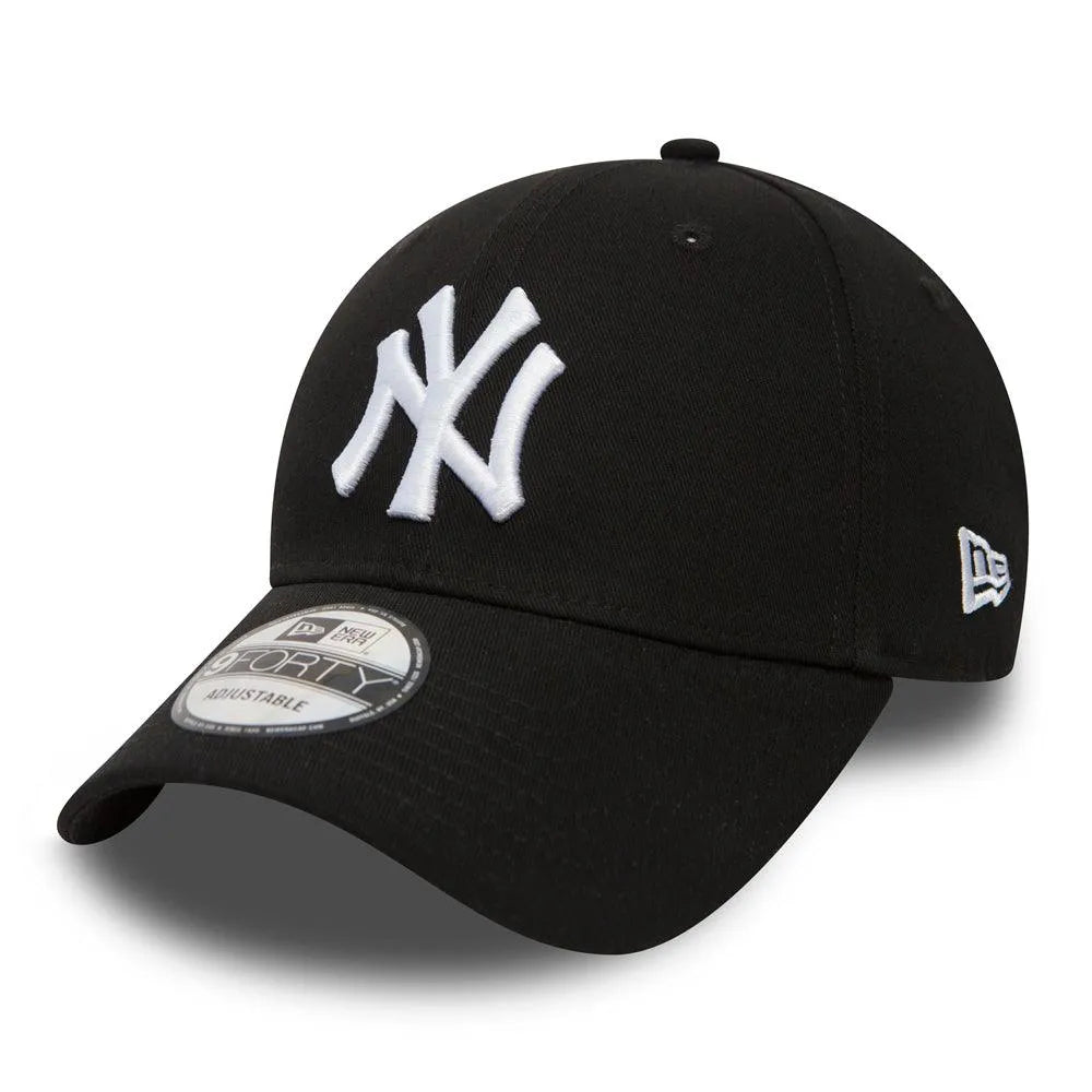 NEW ERA 9FORTY NEW YORK YANKEES BLACK / WHITE CAP - FAM