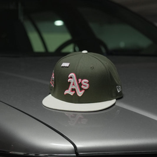 NEW ERA 59FIFTY MLB OAKLAND ATHLETICS WORLD SERIES 1989 TWO TONE / PINK UV FITTED CAP
