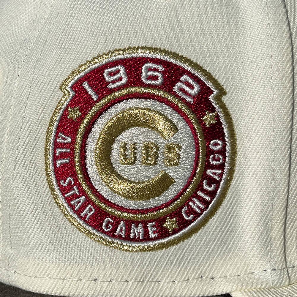 NEW ERA 59FIFTY MLB CHICAGO CUBS ALL STAR GAME 1962 CHROME WHITE / CARDINAL UV FITTED CAP - FAM