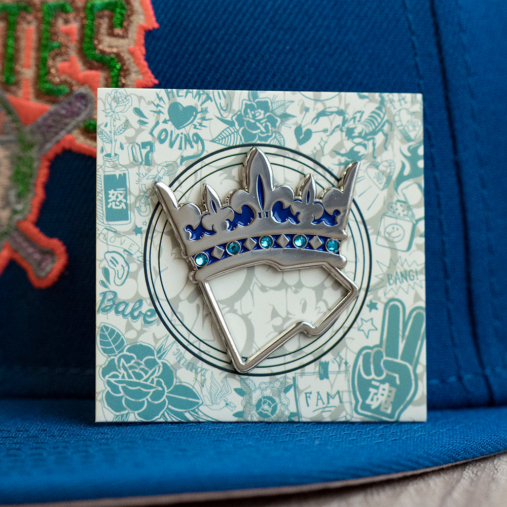 FAM CROWN MAGNETIC PIN SILVER