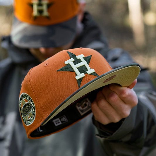 EXCLUSIVE NEW ERA 59FIFTY MLB HOUSTON ASTROS ALL STAR GAME 1968 TWO TONE / VEGAS GOLD UV FITTED CAP