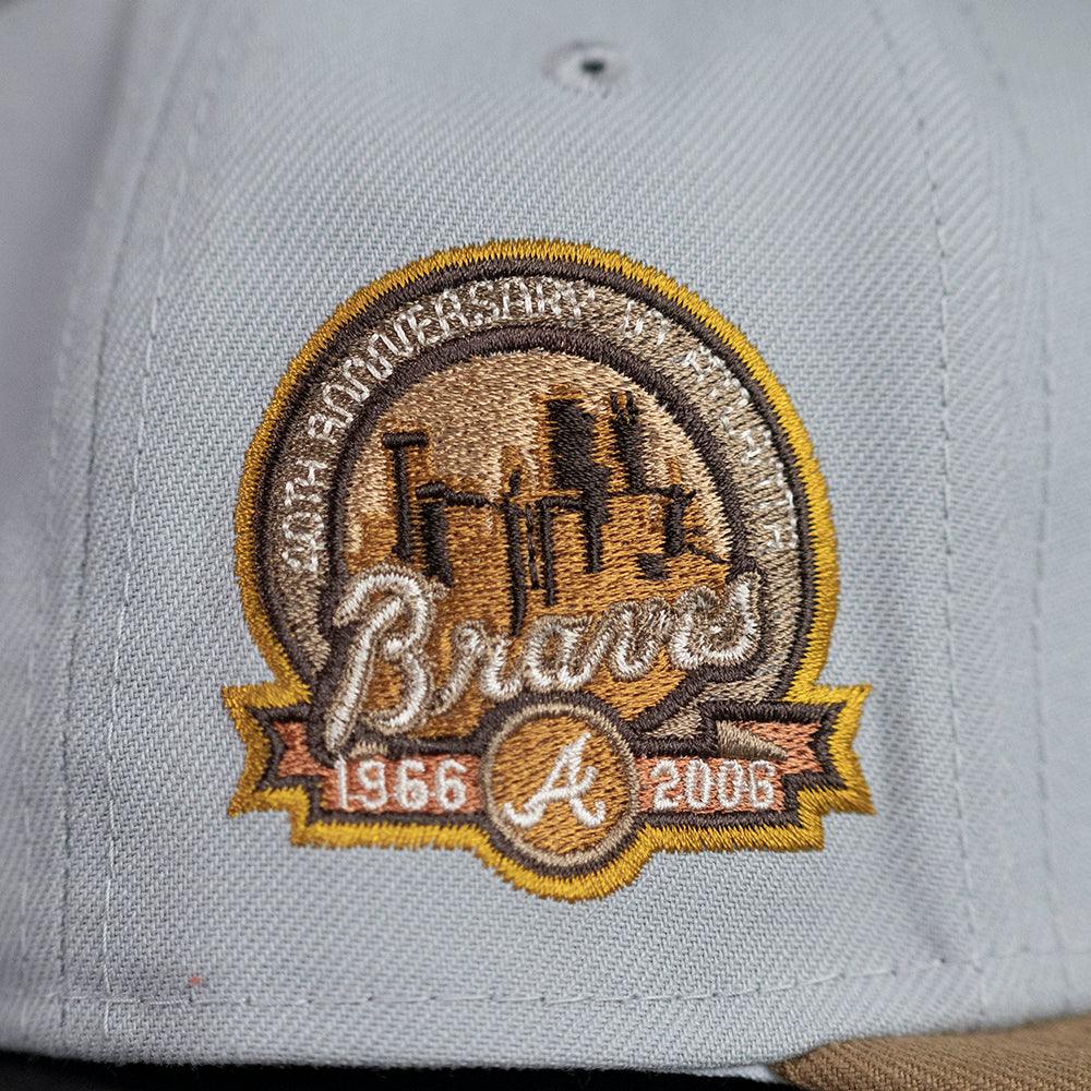 NEW ERA 59FIFTY MLB ATLANTA BRAVES 50TH ANNIVERSARY TWO TONE / CHROME WHITE UV FITTED CAP - FAM