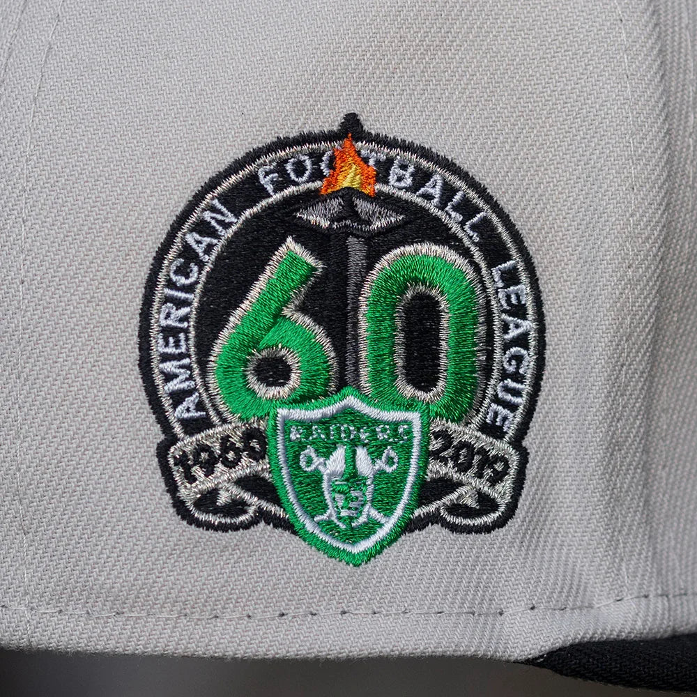 NEW ERA 59FIFTY NFL LAS VEGAS RAIDERS 60TH ANNIVERSARY TWO TONE / SILVER UV FITTED CAP