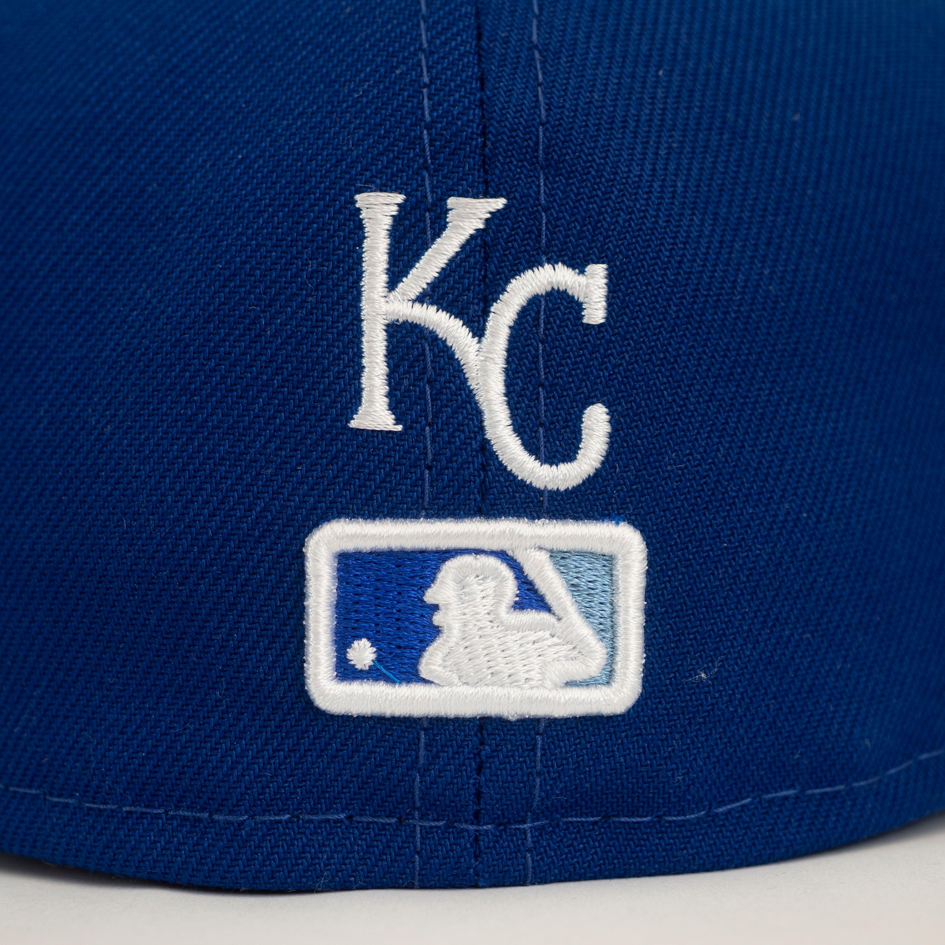 NEW ERA 59FIFTY MLB KANSAS CITY ROYALS SIDE PATCH BLOOM BLUE / SKY BLUE UV FITTED CAP - FAM