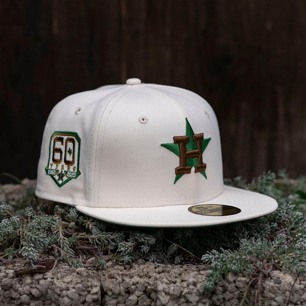 EXCLUSIVE NEW ERA 59FIFTY MLB HOUSTON ASTROS 60 YEARS CHROME WHITE / KELLY GREEN UV FITTED CAP ELF COLLECTION